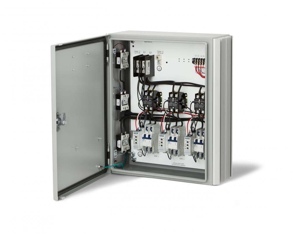 1 Relay Universal Panel