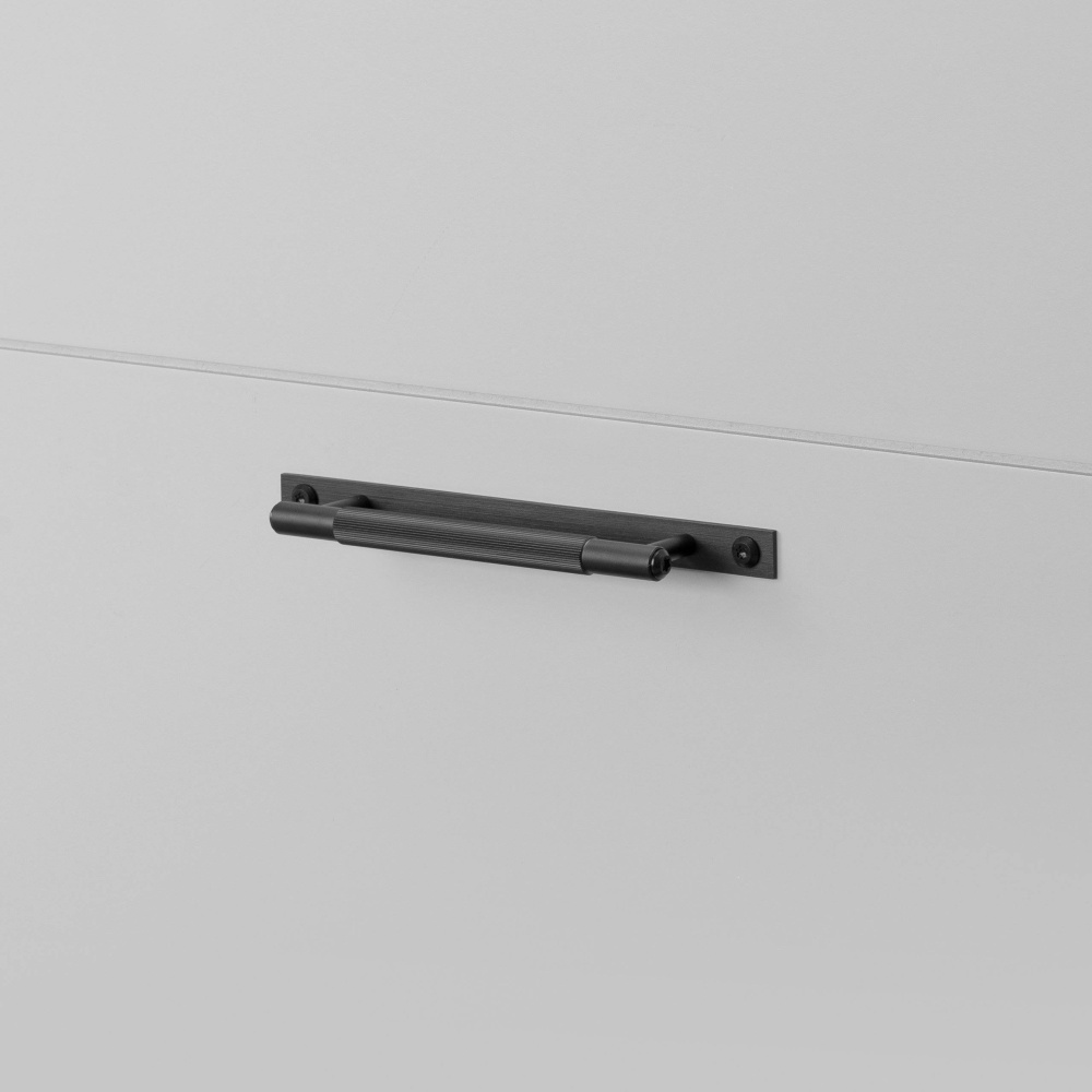 PULL BAR / PLATE / LINEAR / BLACK / SMALL
