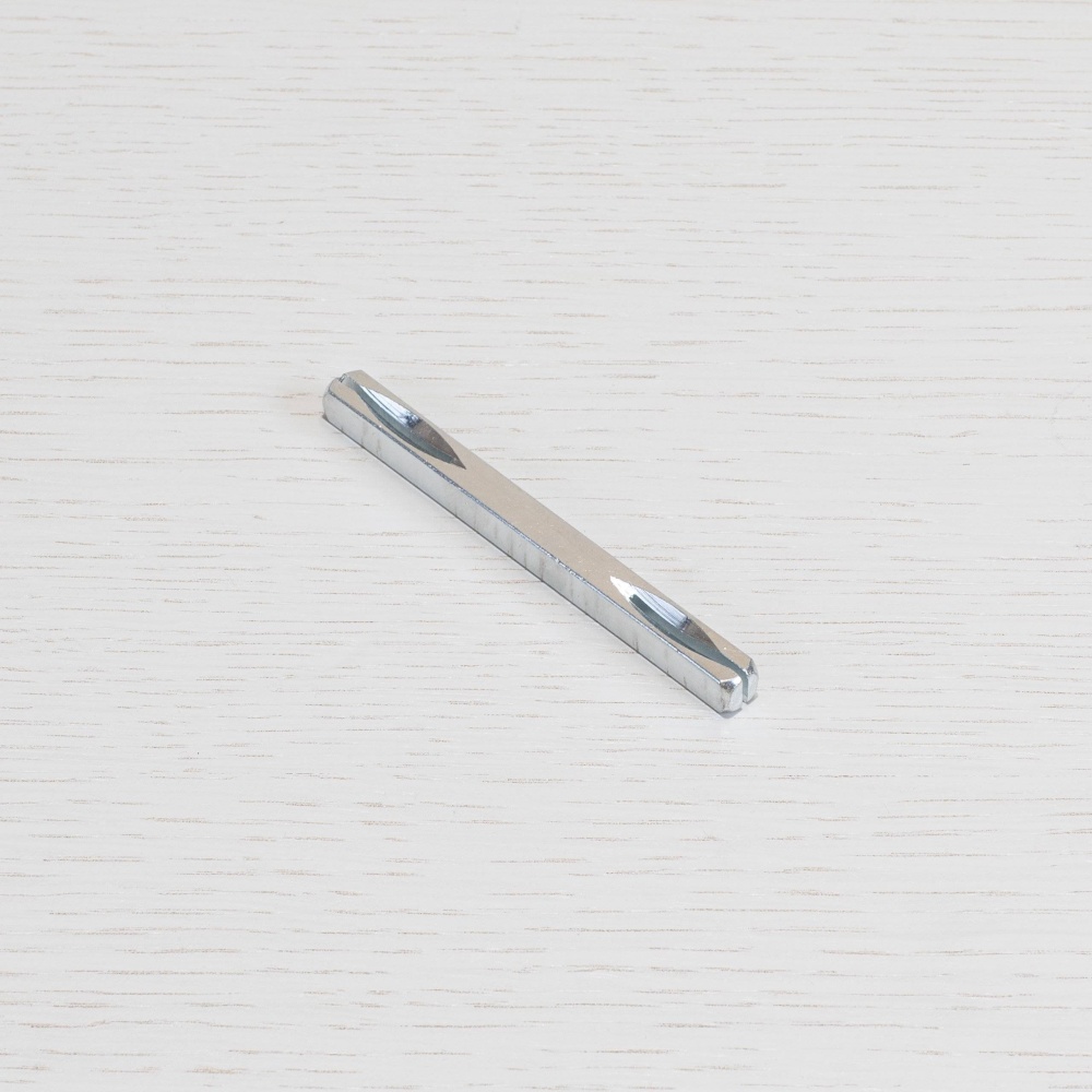 DOOR HANDLE + KNOB SPINDLE 100MM