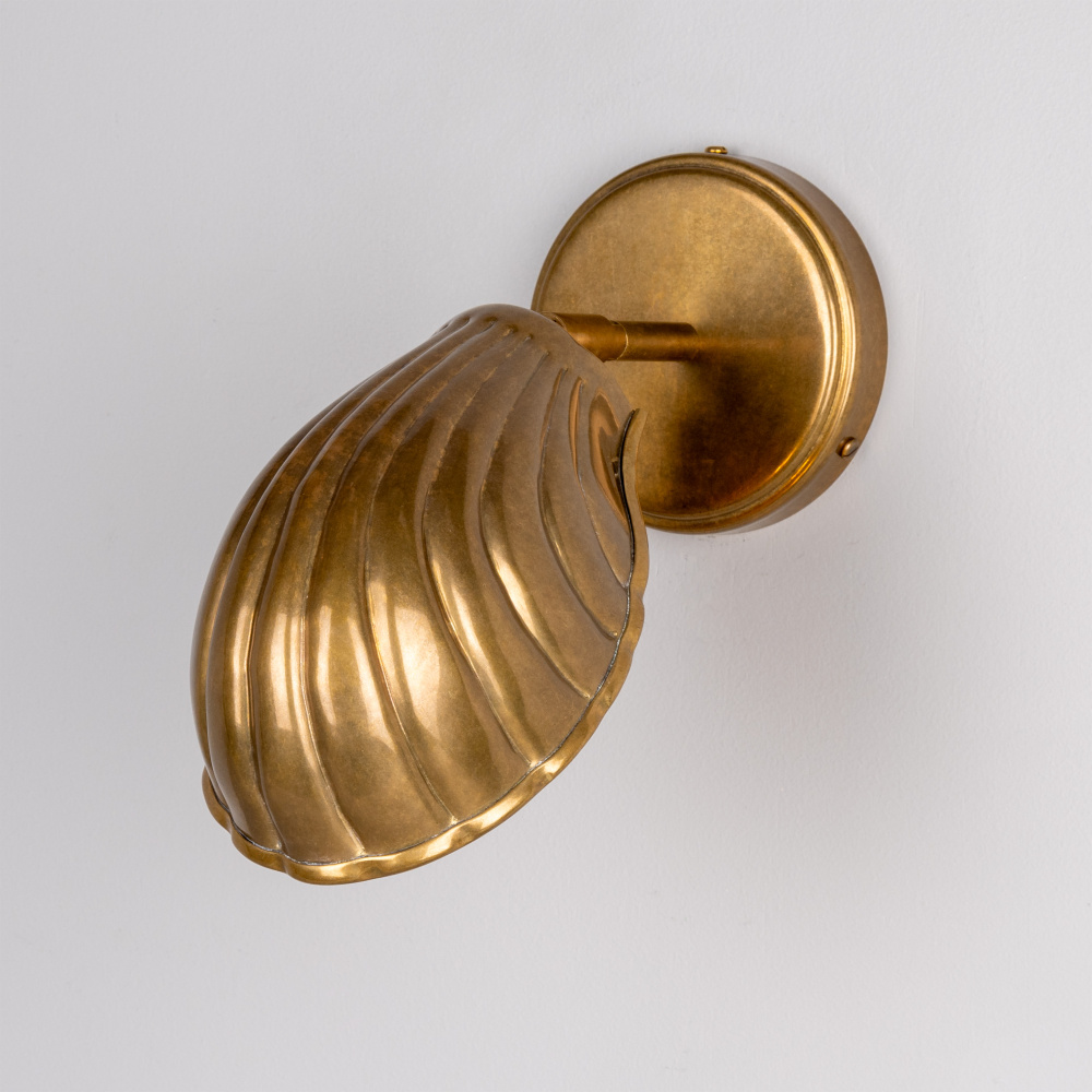 Shell Wall Light | Adjustable | Antique Brass
