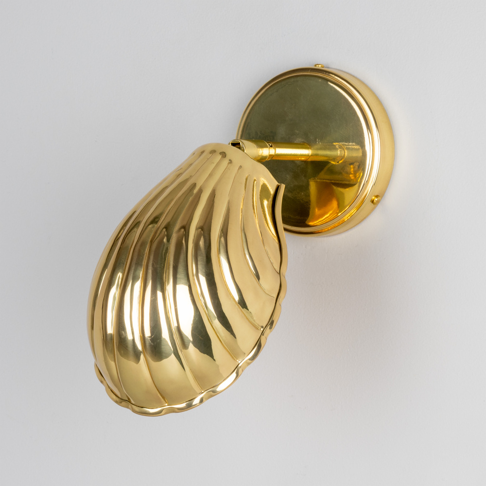 Shell Wall Light | Adjustable | Polished Brass