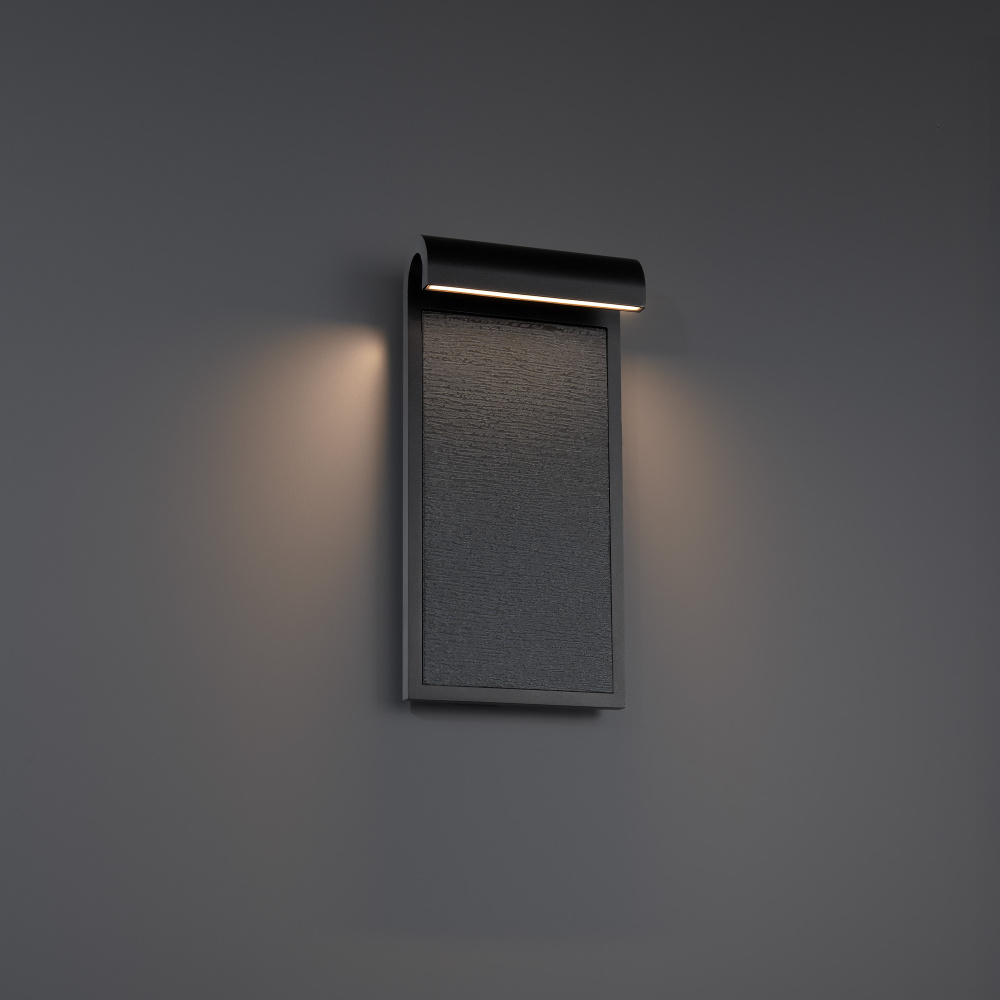 Takonic Outdoor Wall Sconce Light
