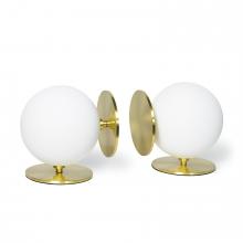 Regina Andrew 20-1420WT - Regina Andrew Grant Bookends (White); Dimensions 6.75W x 6.75H x 6D